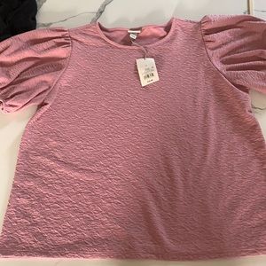 Nee with tags a new day pink puff sleeve tee